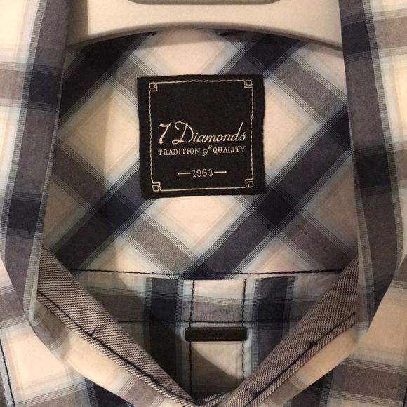 7Diamonds casual button down - Picture 2 of 3